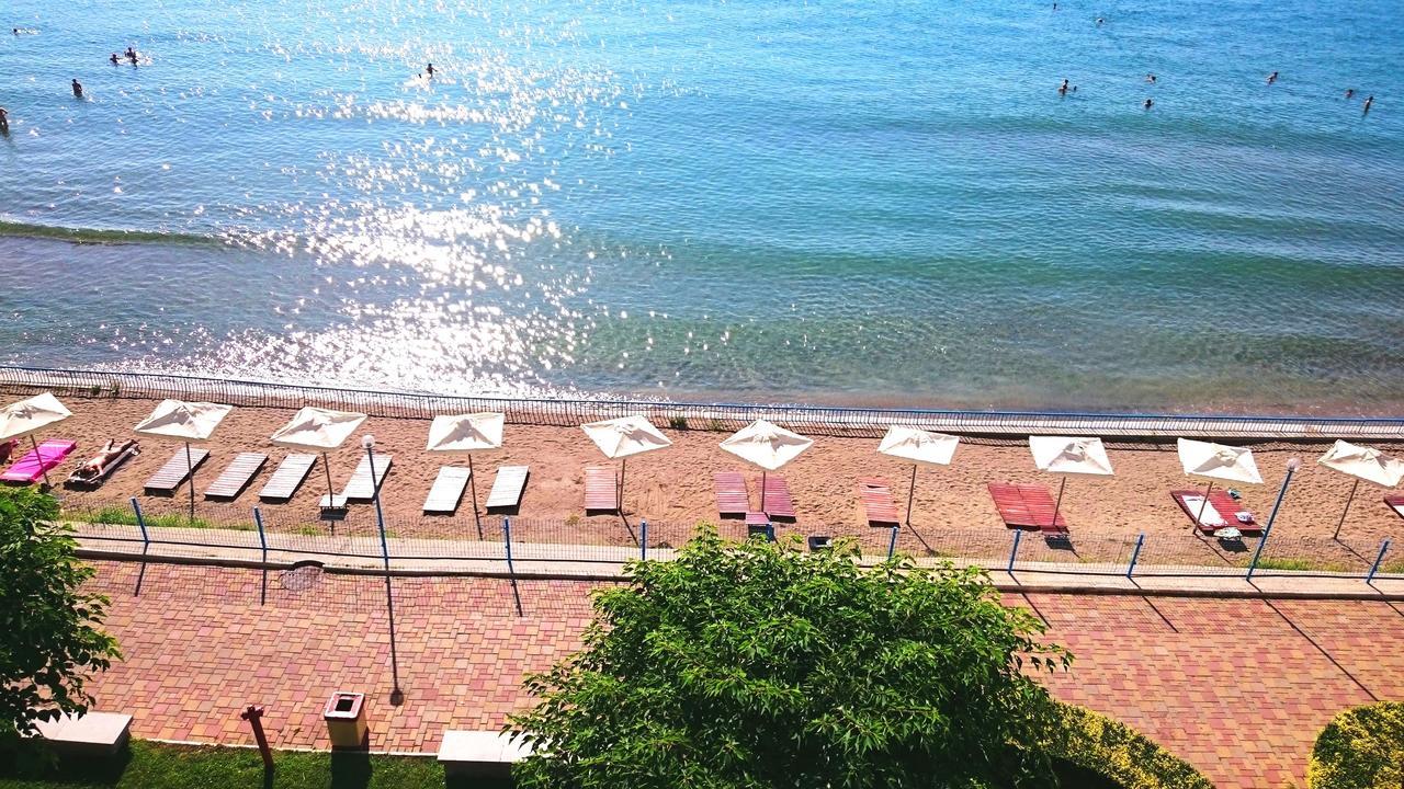 Akb Apartment Sea View Aheloy Exterior photo