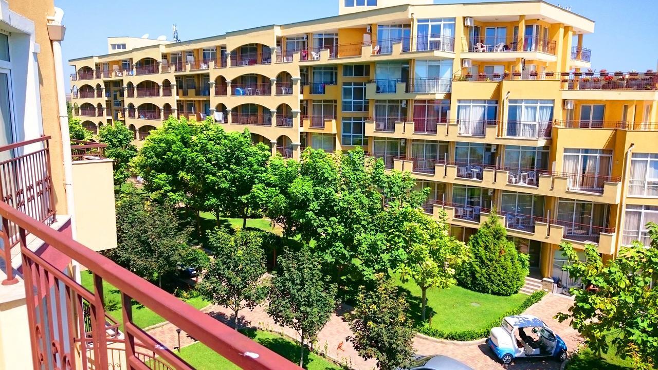 Akb Apartment Sea View Aheloy Exterior photo