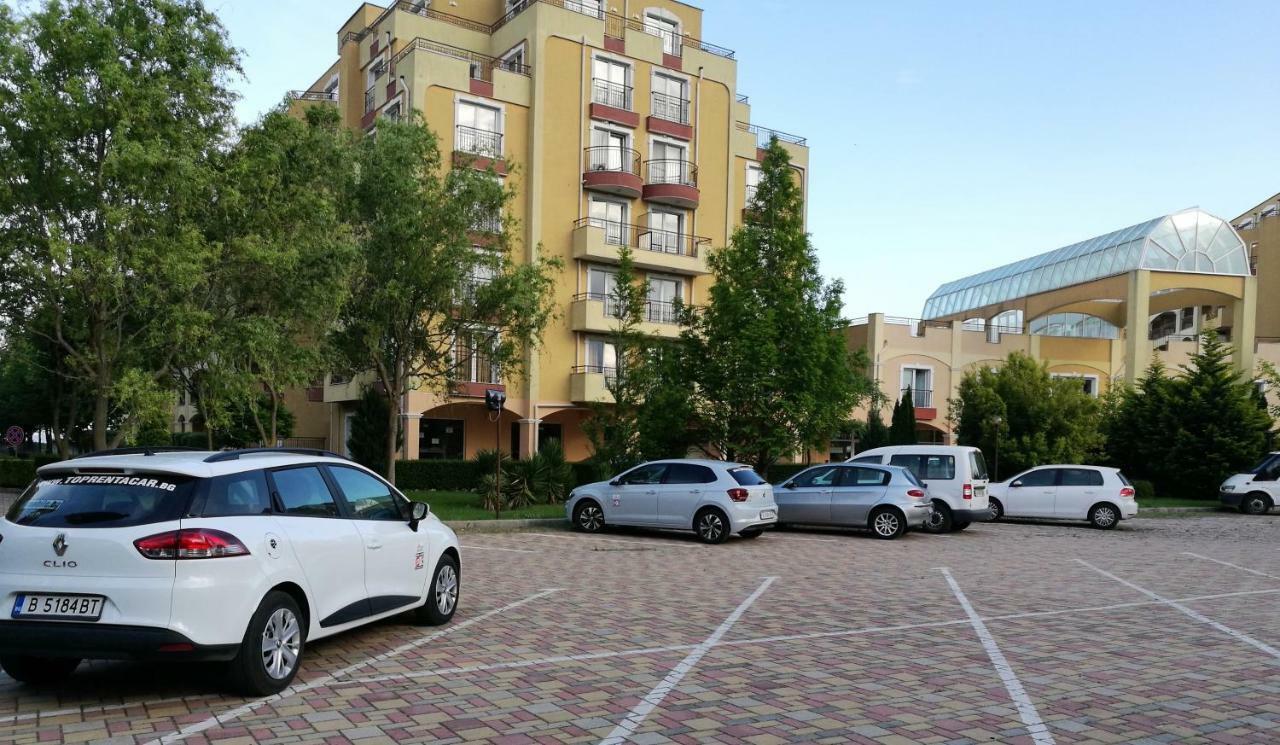 Akb Apartment Sea View Aheloy Exterior photo
